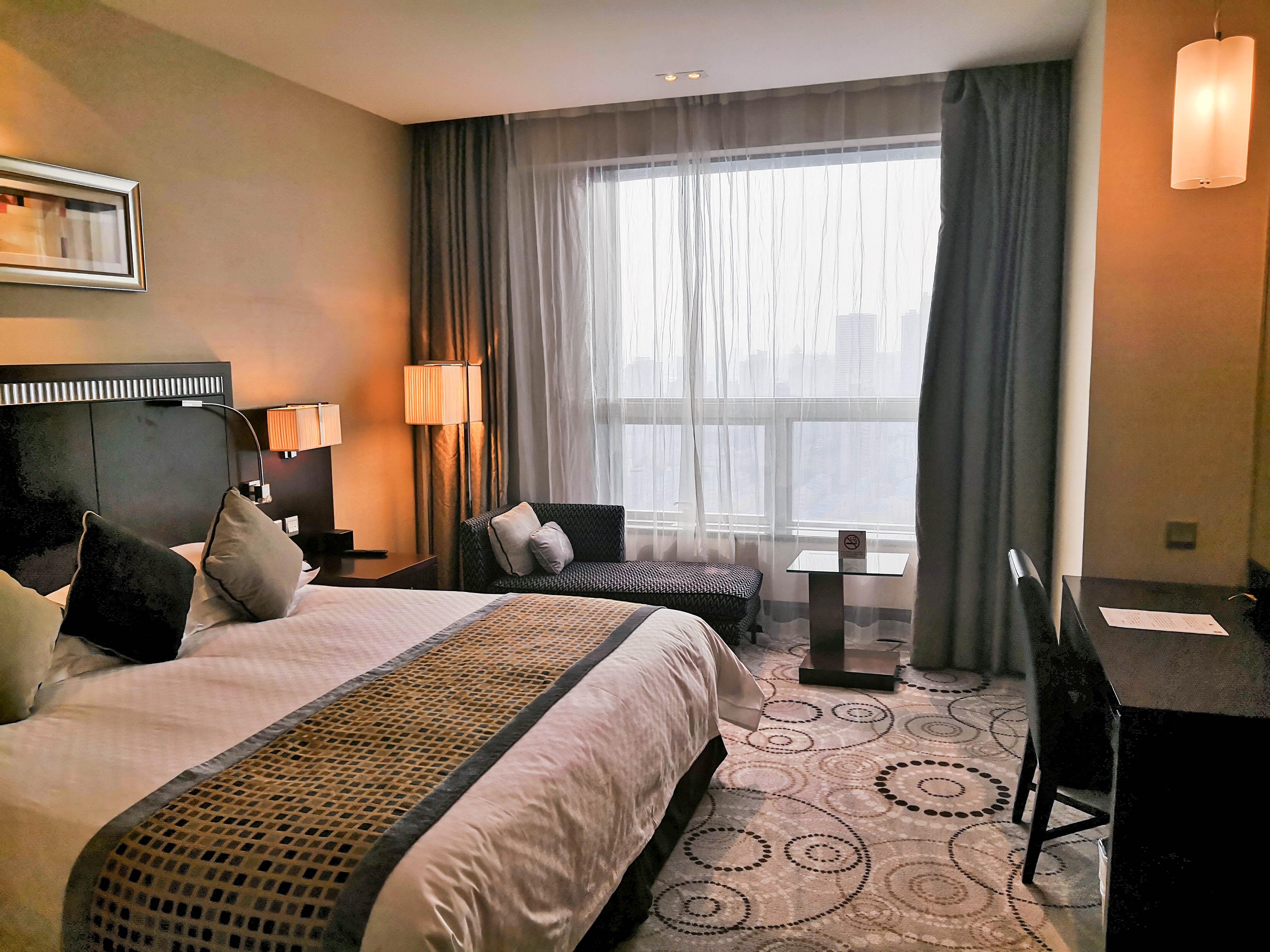 Grand Soluxe Zhongyou Hotel Xangai Exterior foto