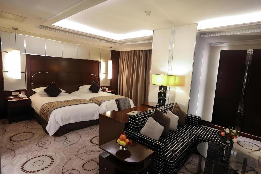 Grand Soluxe Zhongyou Hotel Xangai Exterior foto