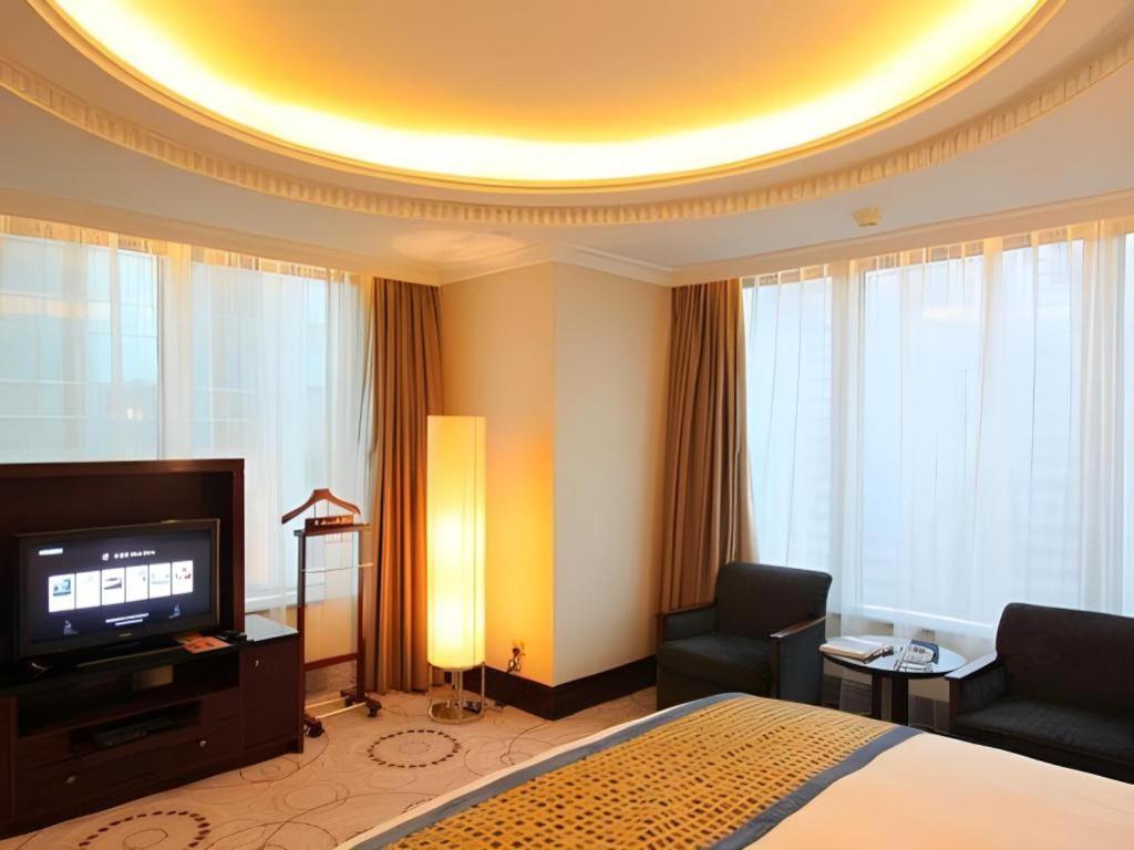 Grand Soluxe Zhongyou Hotel Xangai Exterior foto