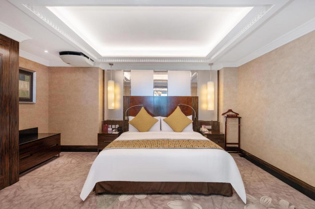 Grand Soluxe Zhongyou Hotel Xangai Exterior foto